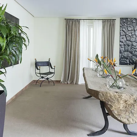 Donna Carmela & Carruba di Riposto