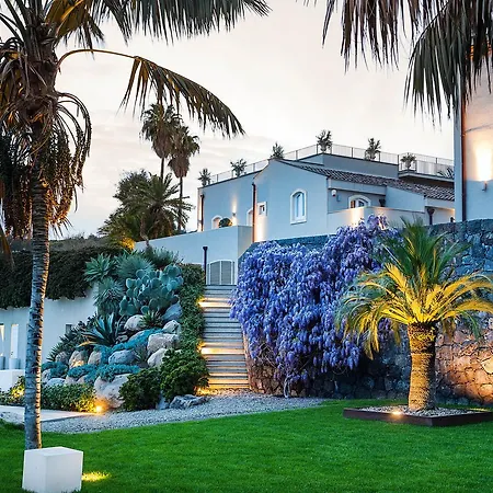 Hotel Donna Carmela &