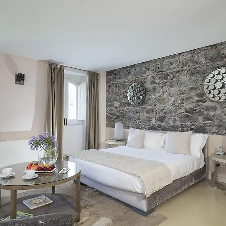 Donna Carmela & Ξενοδοχείο