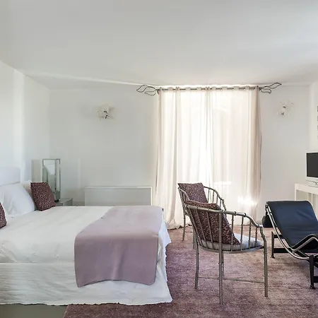 Ξενοδοχείο Donna Carmela &