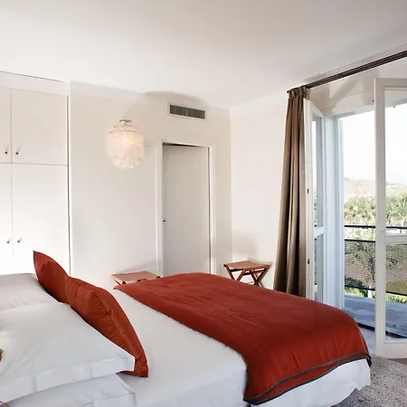 Ξενοδοχείο Donna Carmela &