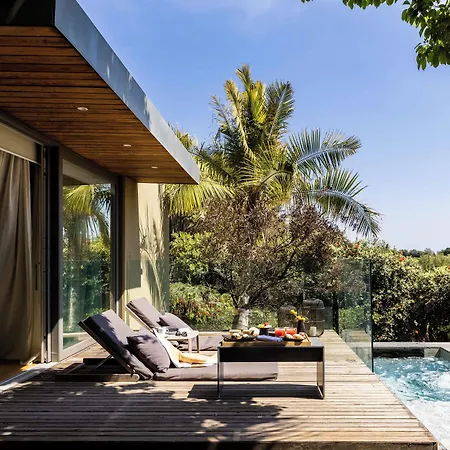 Ξενοδοχείο Donna Carmela & 4*