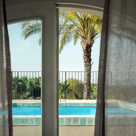 Donna Carmela & Carruba di Riposto