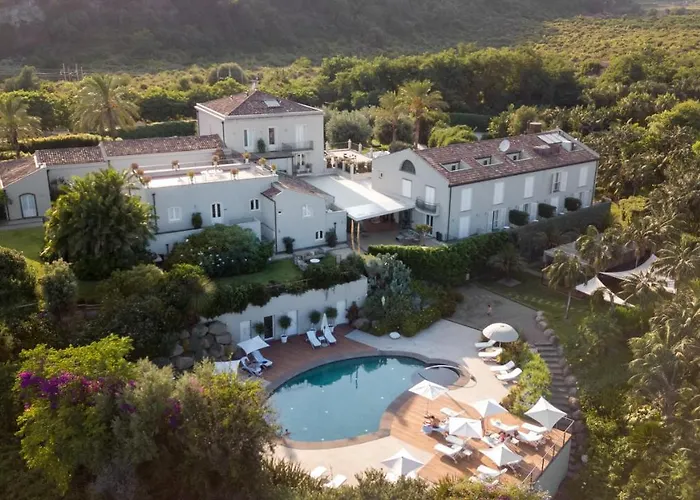 Hotel Donna Carmela & Carruba di Riposto