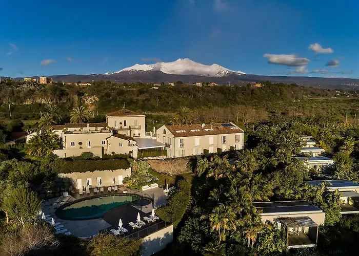 Hotel Donna Carmela & 4*