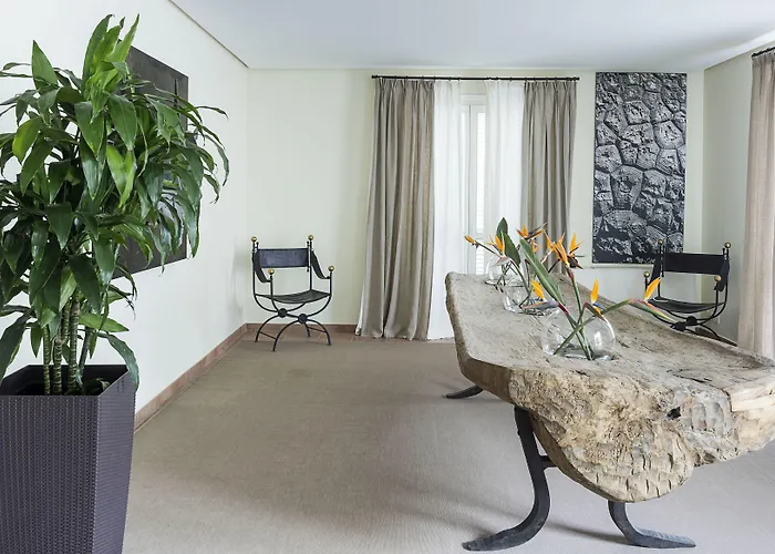 Donna Carmela & Carruba di Riposto