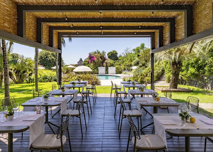 Donna Carmela & Hotel